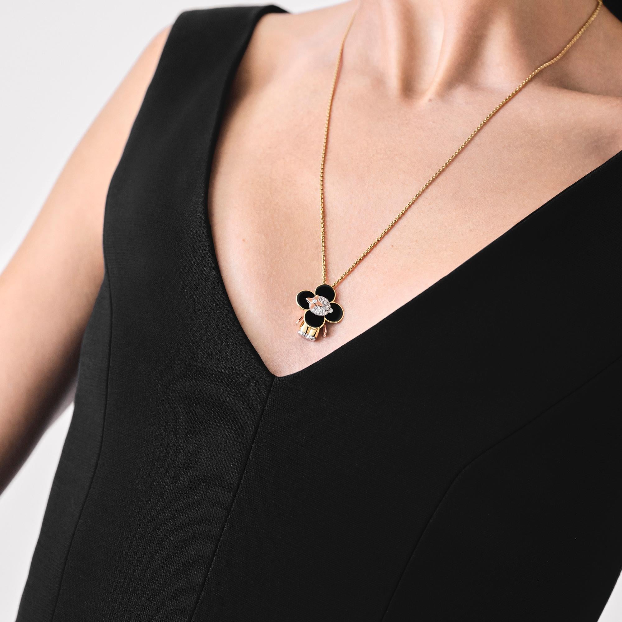 Categorías Collares y dijes  Collar Vivienne de oro, laca negra y diamantes | Louis Vuitton ® (Ampliar producto)