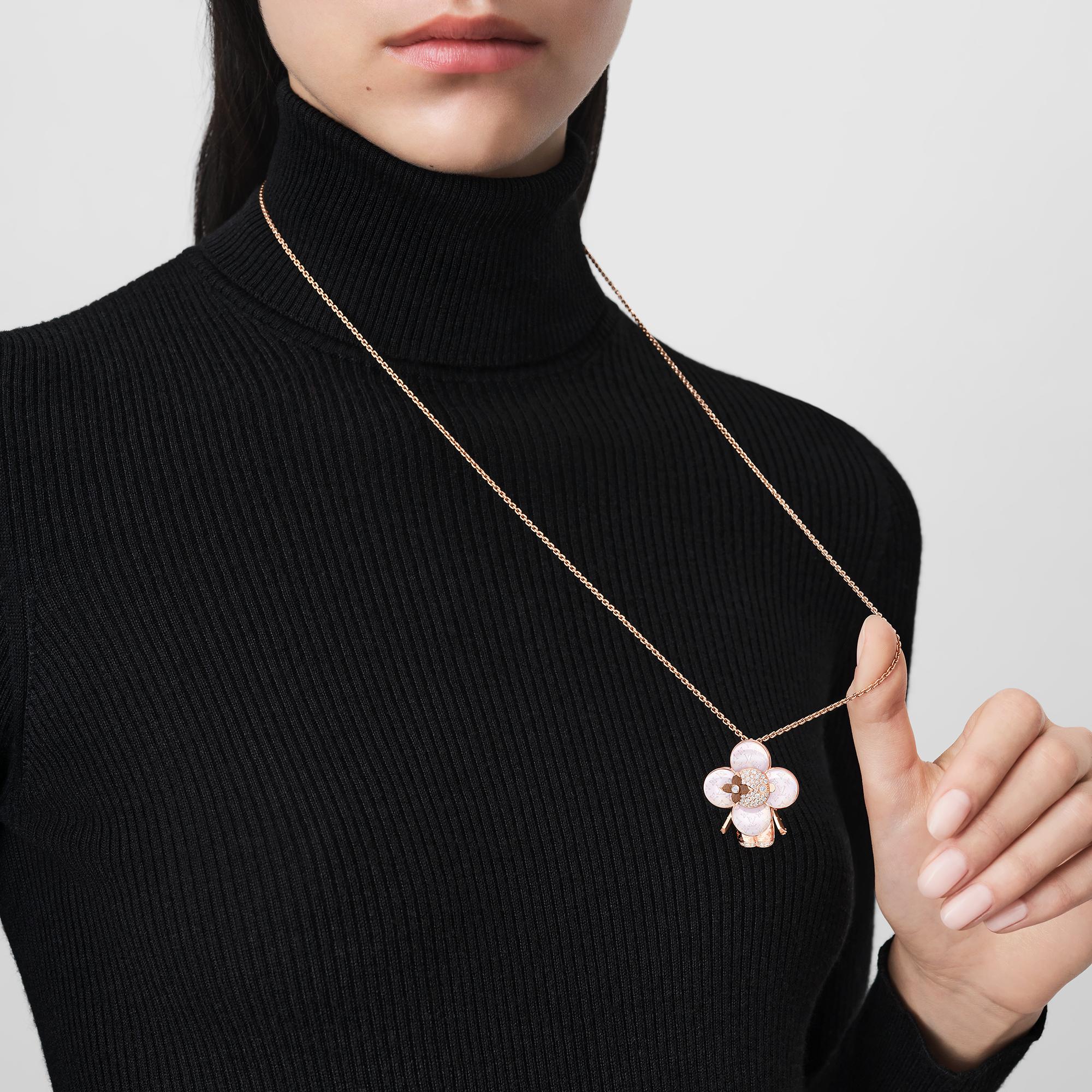  Categorías Toda la joyería fina Collar Vivienne Monograma | Louis Vuitton ® (Ampliar producto)