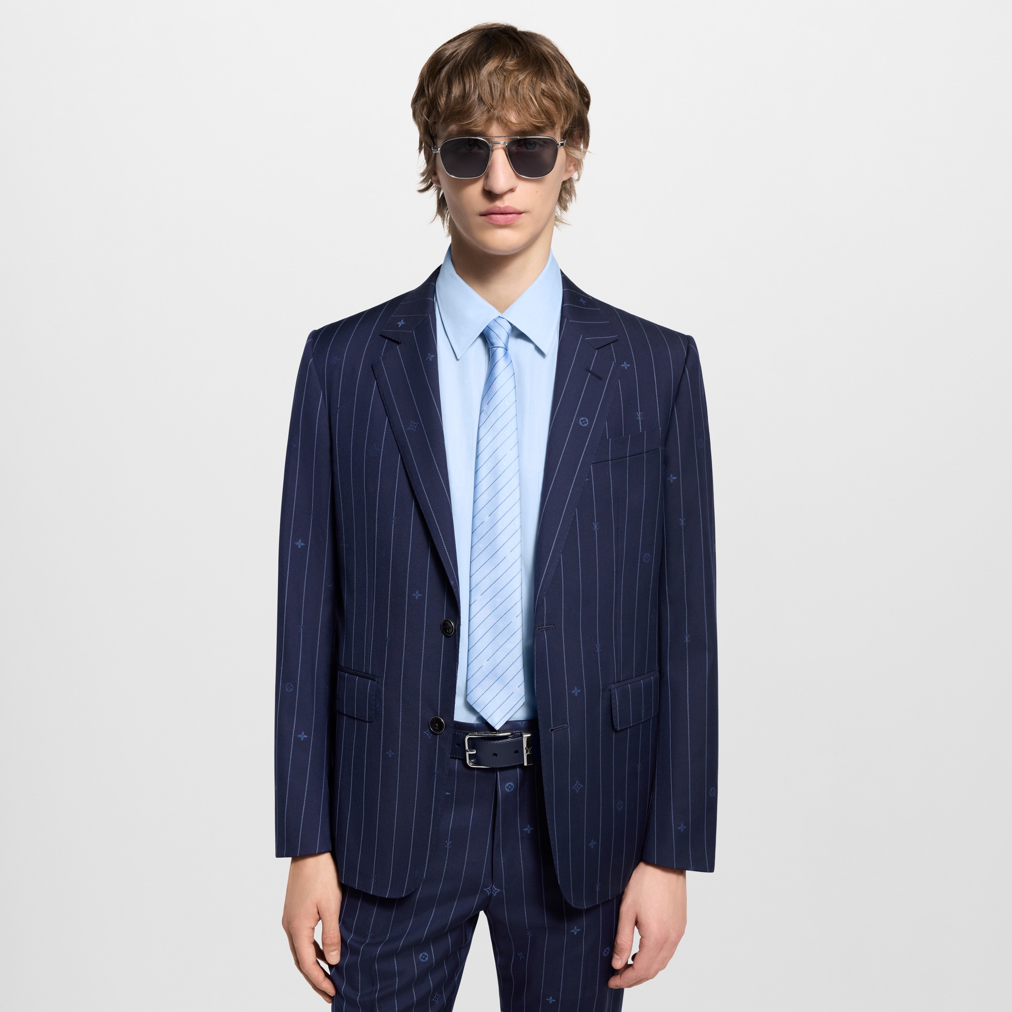 S00 Accesorios Corbatas y pañuelos Corbata Monograma de rayas diplomáticas | Louis Vuitton ® (Ampliar producto)