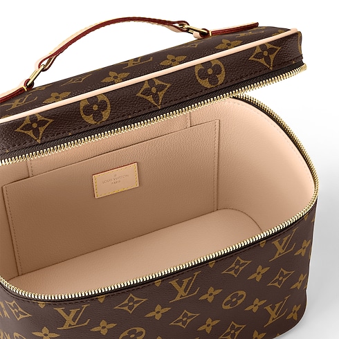 Canvas Monogram Carteras y artículos de piel pequeños Todas las carteras y artículos de piel pequeños Cosmetiquera Nice BB | Louis Vuitton ® (Ampliar producto)