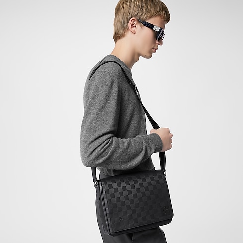 Piel Damier Infini Bolsas Todas las bolsas District PM | Louis Vuitton ® (Ampliar producto)