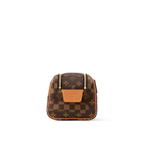 Viajes Accesorios y organizadores de viaje Dopp Kit | Louis Vuitton ® (Ampliar producto)