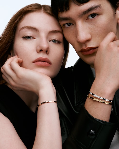 Categories Bracelets Empreinte Small Bangle, Pink Gold | Louis Vuitton ®