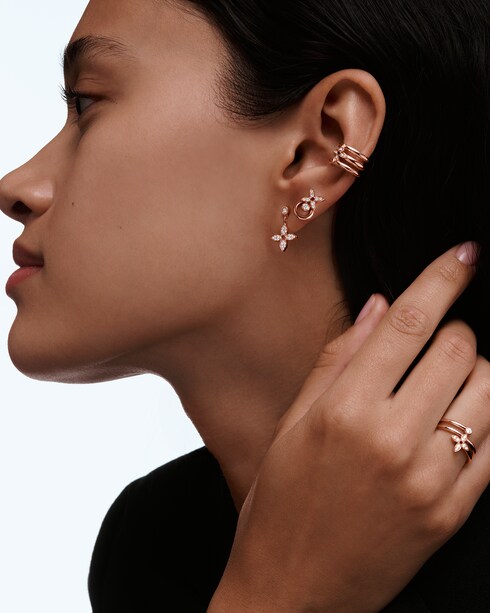 Categories Earrings Idylle Blossom Ear Cuff, Pink Gold And Diamonds - Per Unit | Louis Vuitton ®