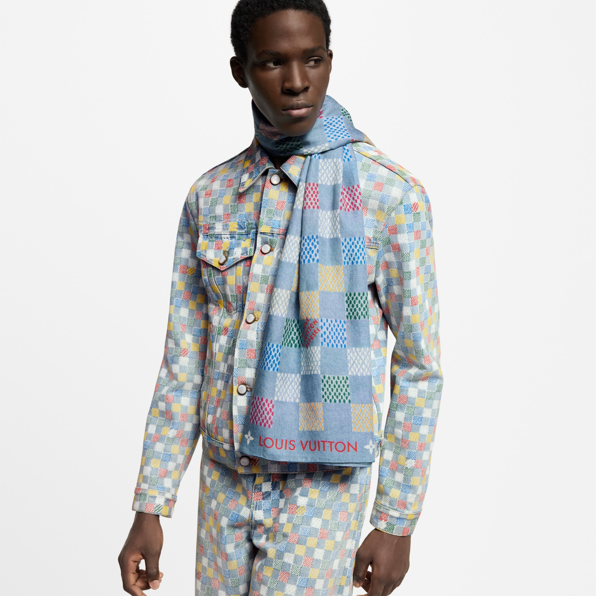 S00 Accesorios Bufandas Estola LV Vers Damier Denim | Louis Vuitton ® (Ampliar producto)