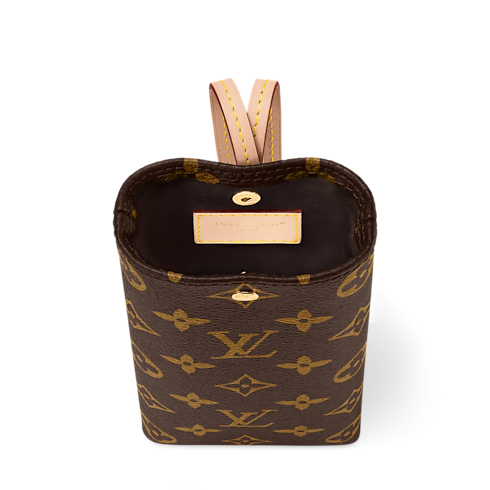 Monogram Deporte y Juegos } Estuche para lentes de sol | Louis Vuitton ® (Ampliar producto)