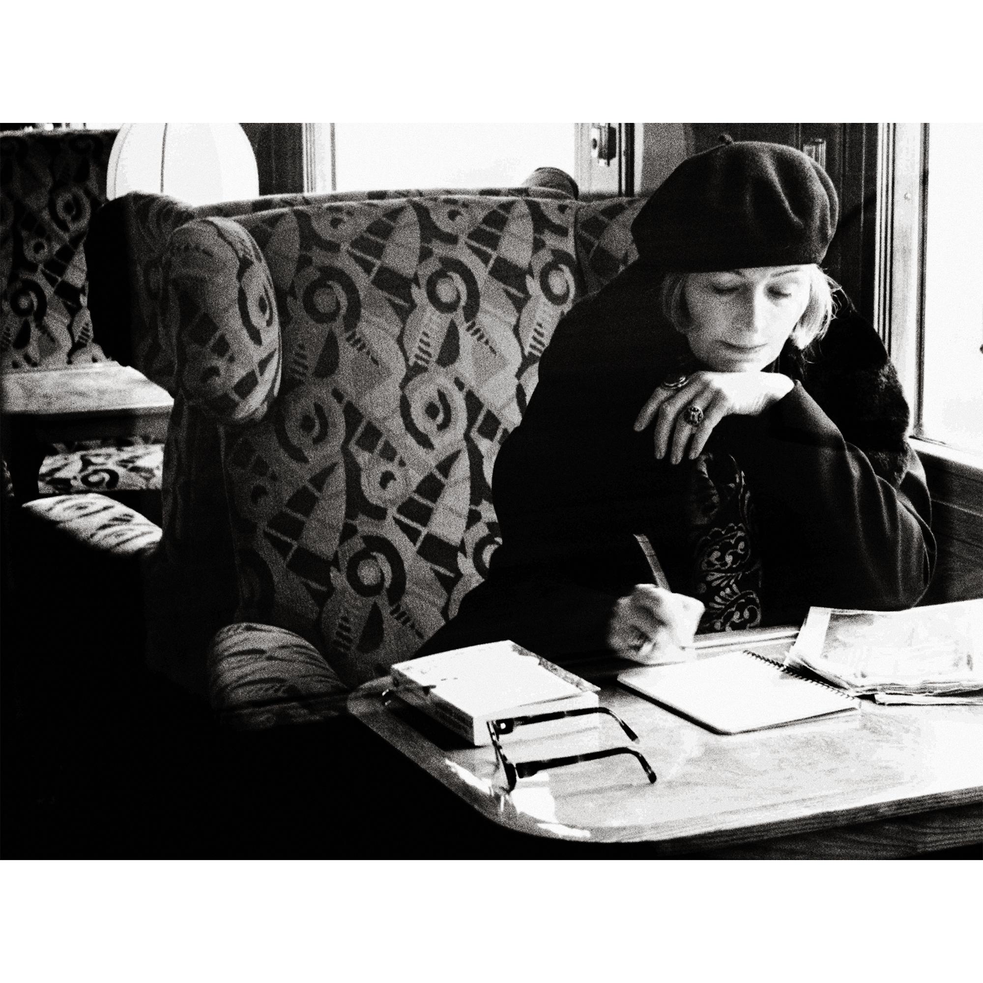  Librería Fashion Eye Fashion Eye Orient Express | Louis Vuitton ® (Ampliar producto)