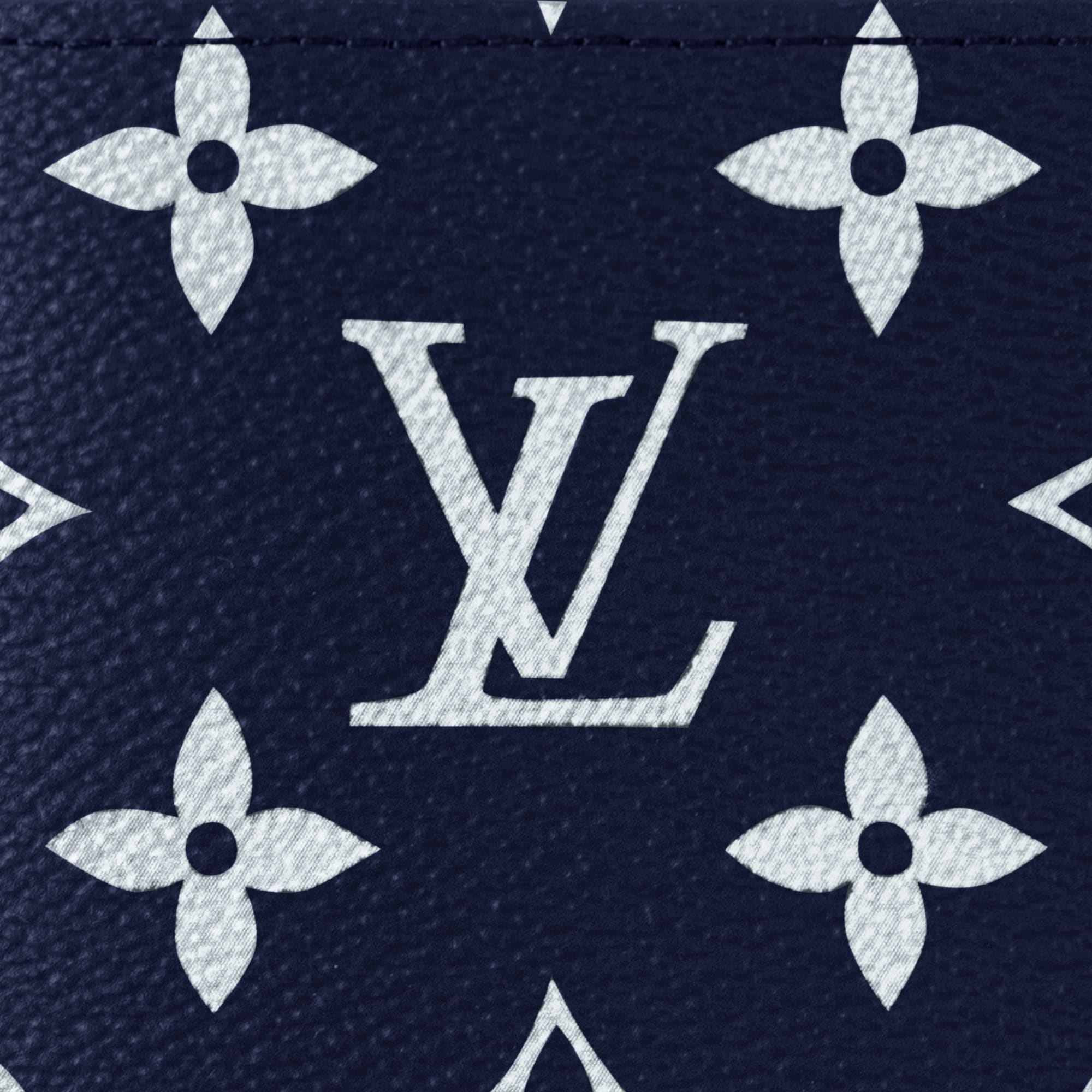 Autres Cuirs Monogram P9 Club } Funda para pasaporte | Louis Vuitton ® (Ampliar producto)
