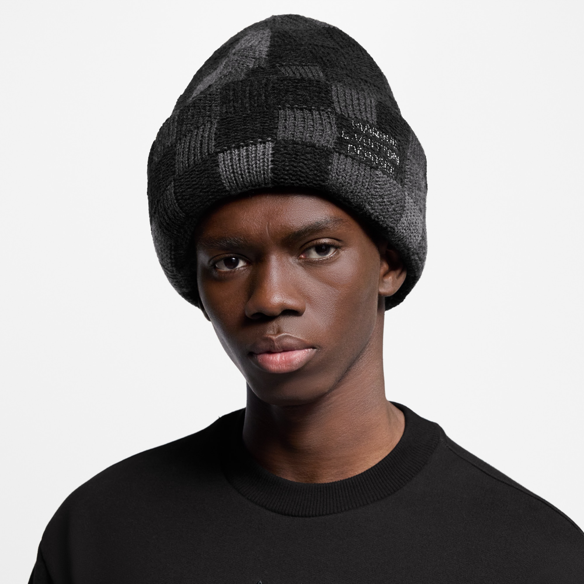 S00 Accesorios Sombreros, gorros y guantes Gorro LV Crush Damoflage | Louis Vuitton ® (Ampliar producto)