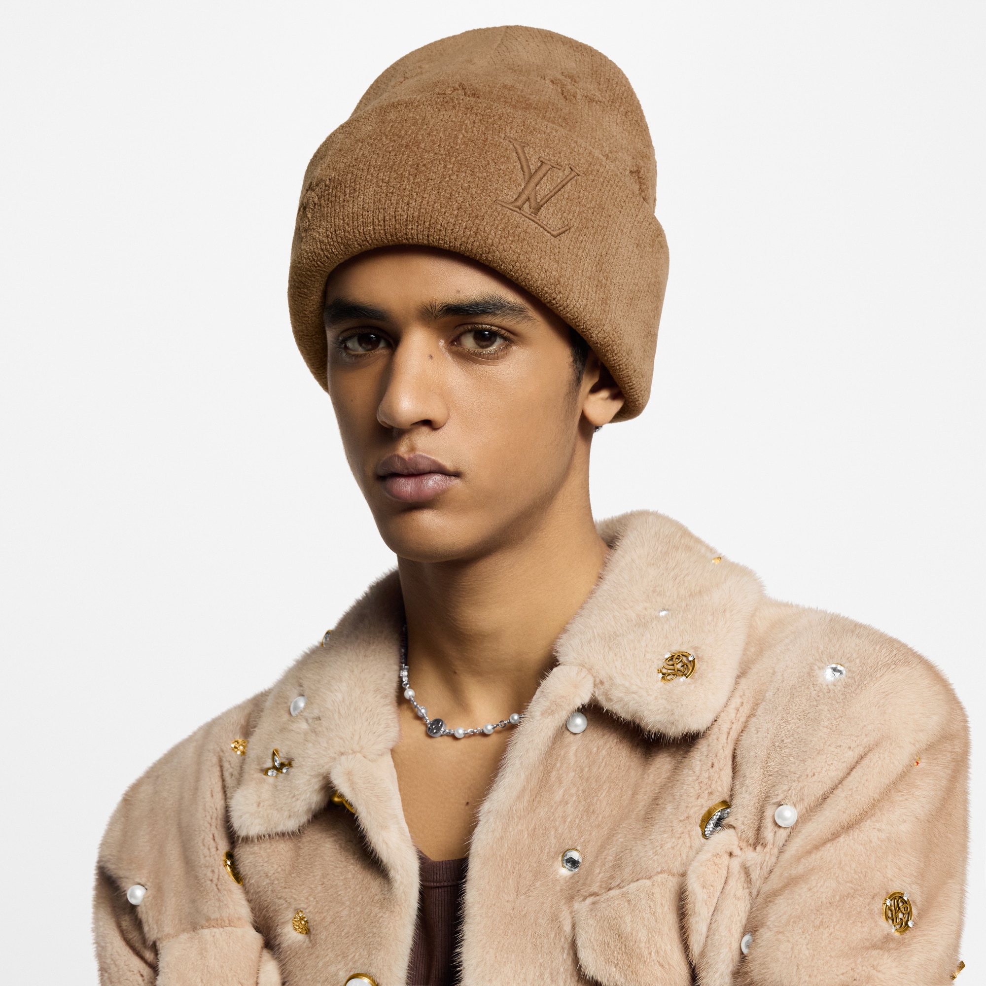 S00 Accesorios Sombreros, gorros y guantes Gorro LV Crush Monogram | Louis Vuitton ® (Ampliar producto)