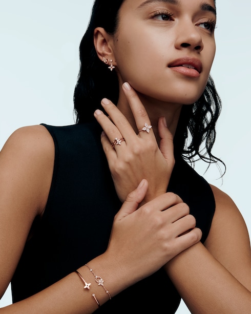 Categories Rings Idylle Blossom Ring, Pink Gold and Diamonds | Louis Vuitton ®