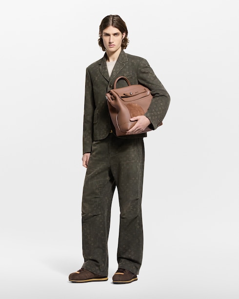 Homme Spring-Summer 2026 Pre-Collection Pantalon en denim ciré Monogram | Louis Vuitton ®