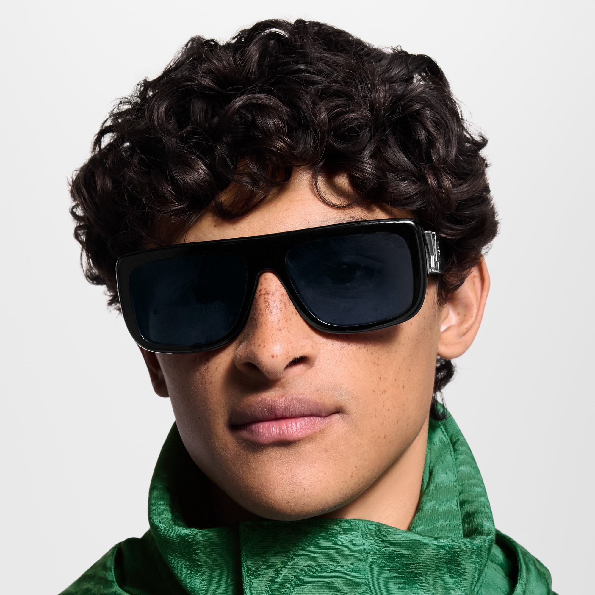 S00 Accesorios Lentes de sol Lentes de sol cuadrados LV Flower Square | Louis Vuitton ® (Ampliar producto)