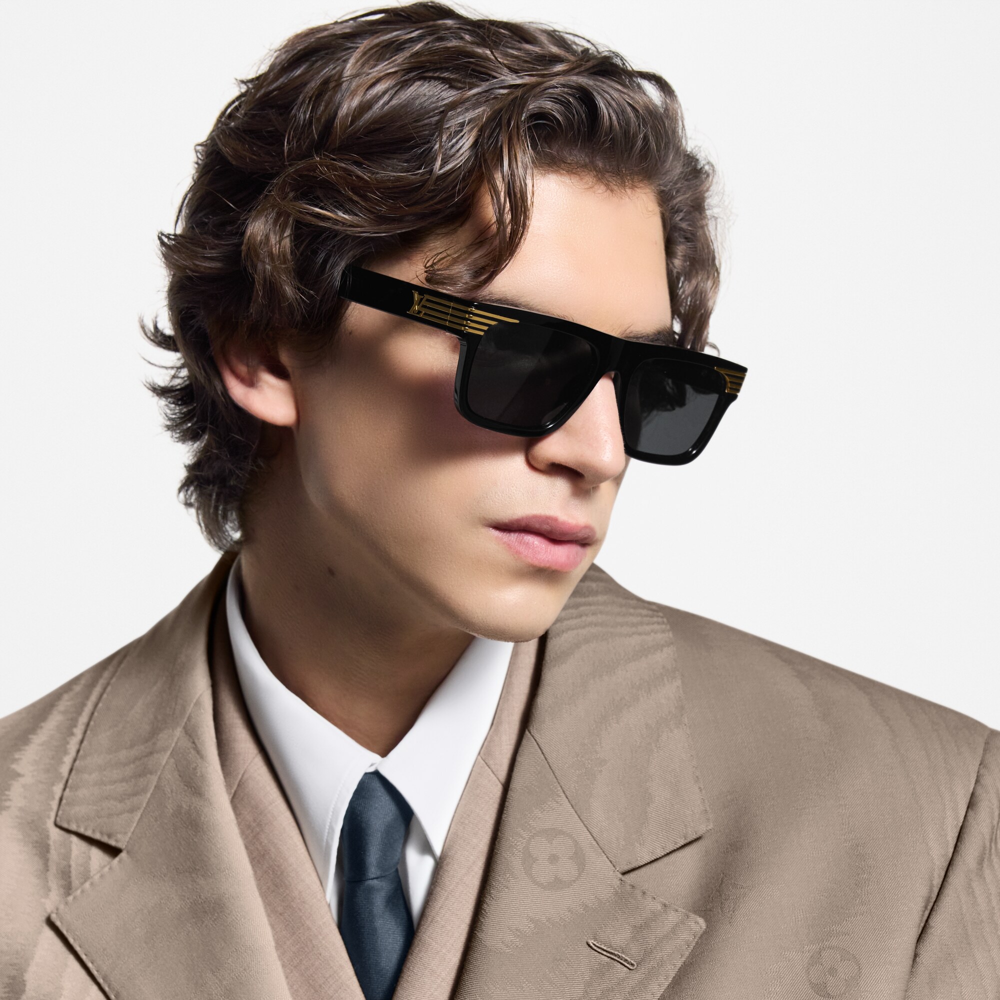S00 Accesorios Lentes de sol Lentes de sol cuadrados LV Slide | Louis Vuitton ® (Ampliar producto)