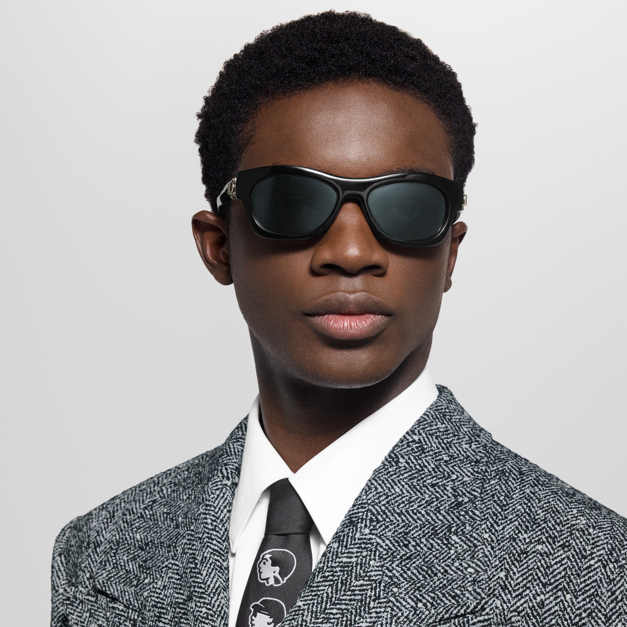 S00 Accesorios Lentes de sol Lentes de sol LV Frog Round Square | Louis Vuitton ® (Ampliar producto)