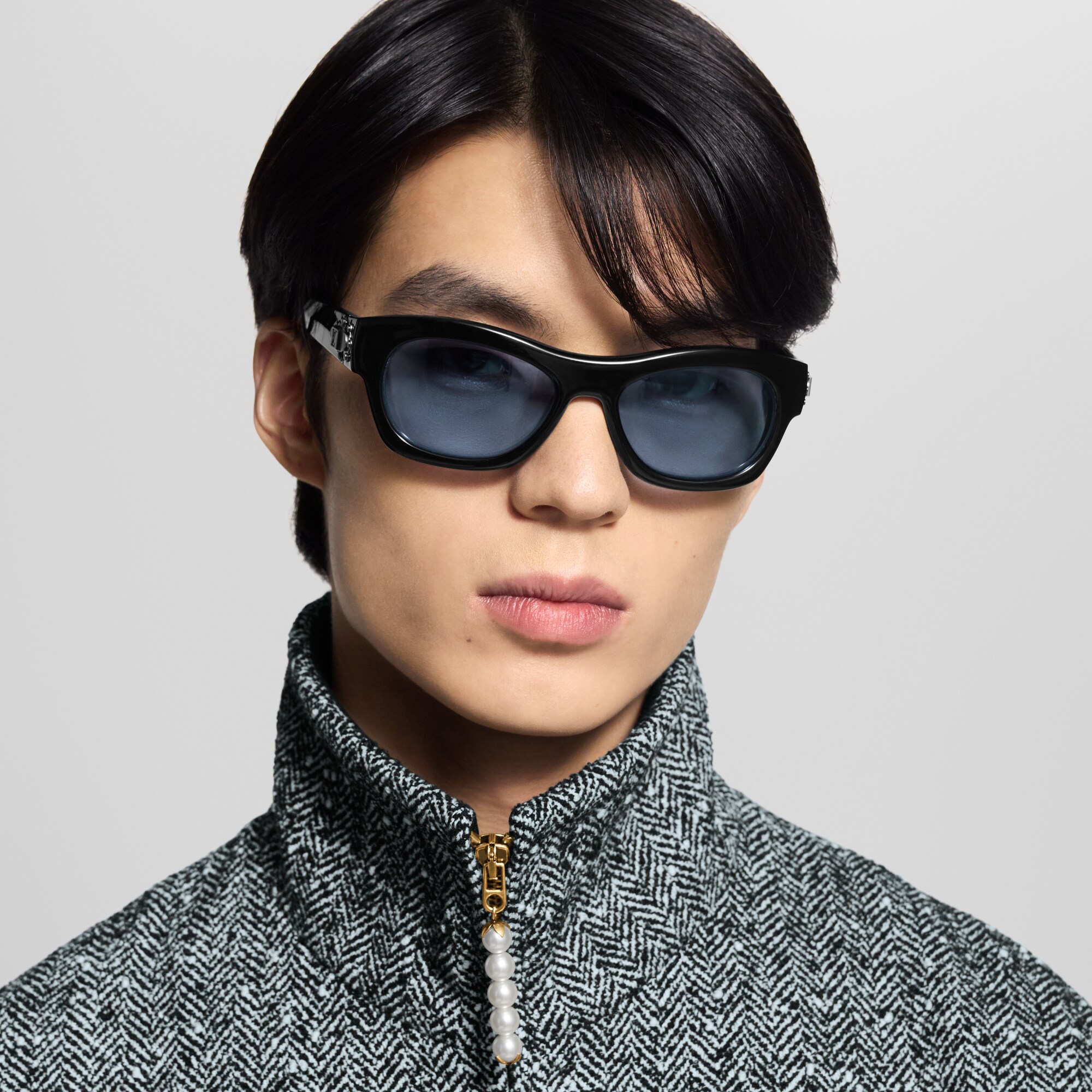 S00 Accesorios Lentes de sol Lentes de sol LV Frog Round Square | Louis Vuitton ® (Ampliar producto)