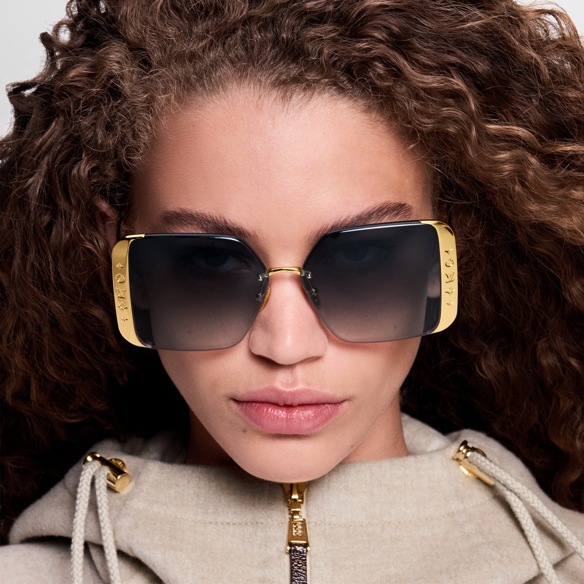 S00 Accesorios Lentes de sol Lentes de sol LV Moon Metal Square | Louis Vuitton ® (Ampliar producto)