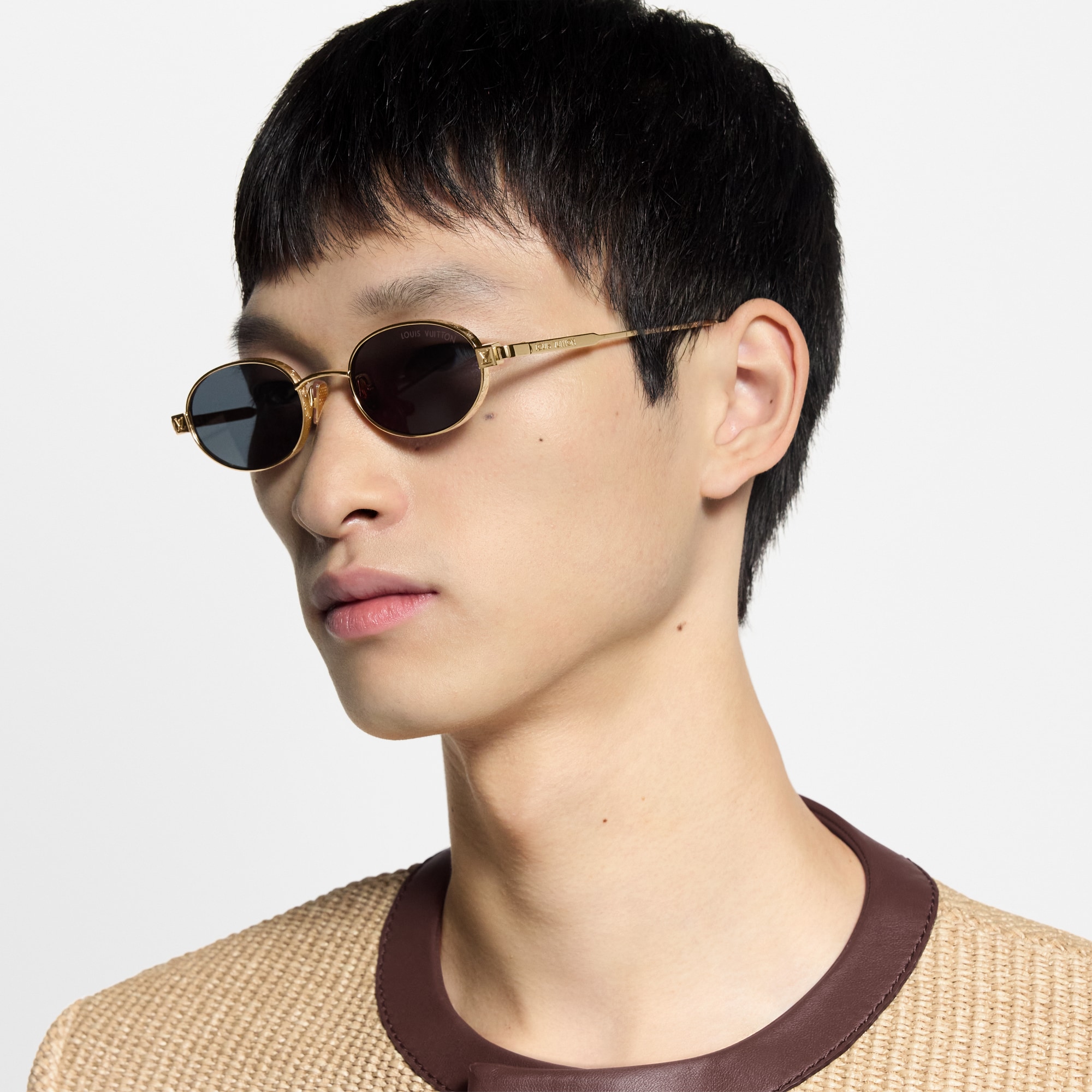 S00 Accesorios Lentes de sol Lentes de sol LV Pure Low Oval | Louis Vuitton ® (Ampliar producto)