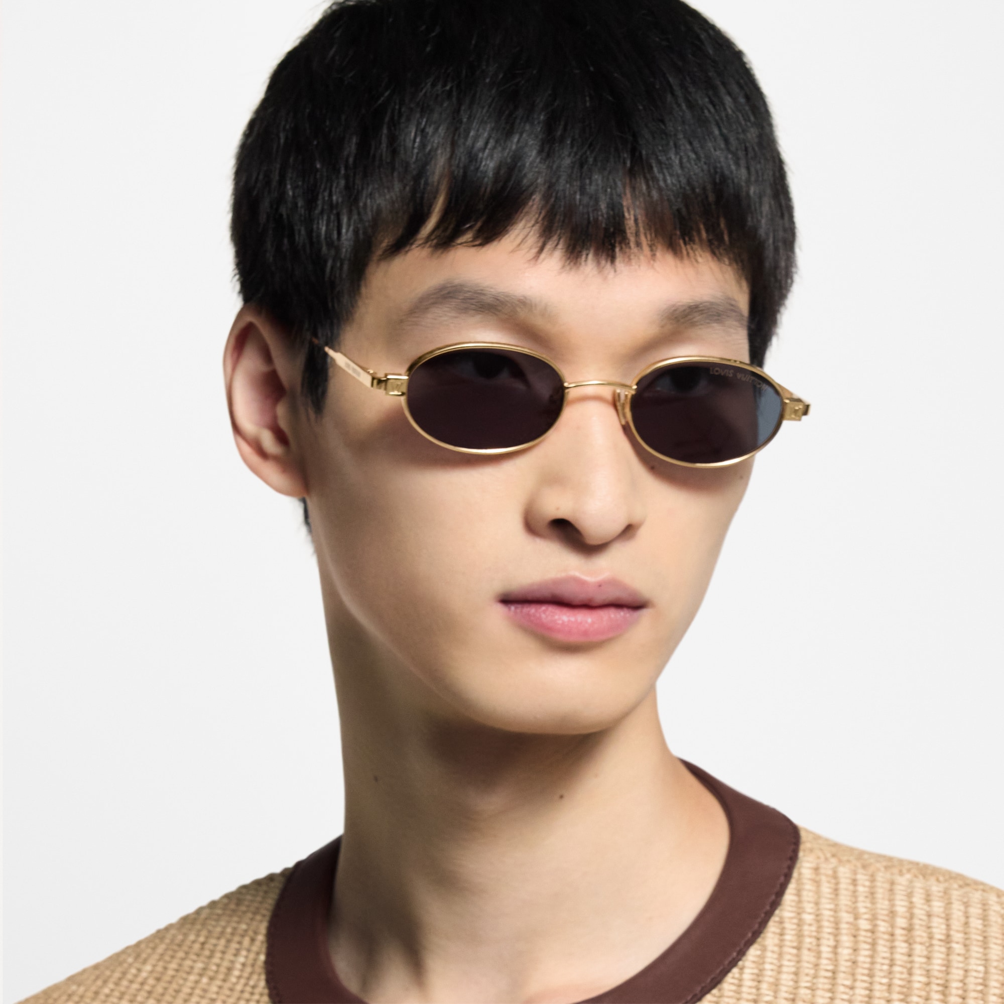 S00 Accesorios Lentes de sol Lentes de sol LV Pure Low Oval | Louis Vuitton ® (Ampliar producto)