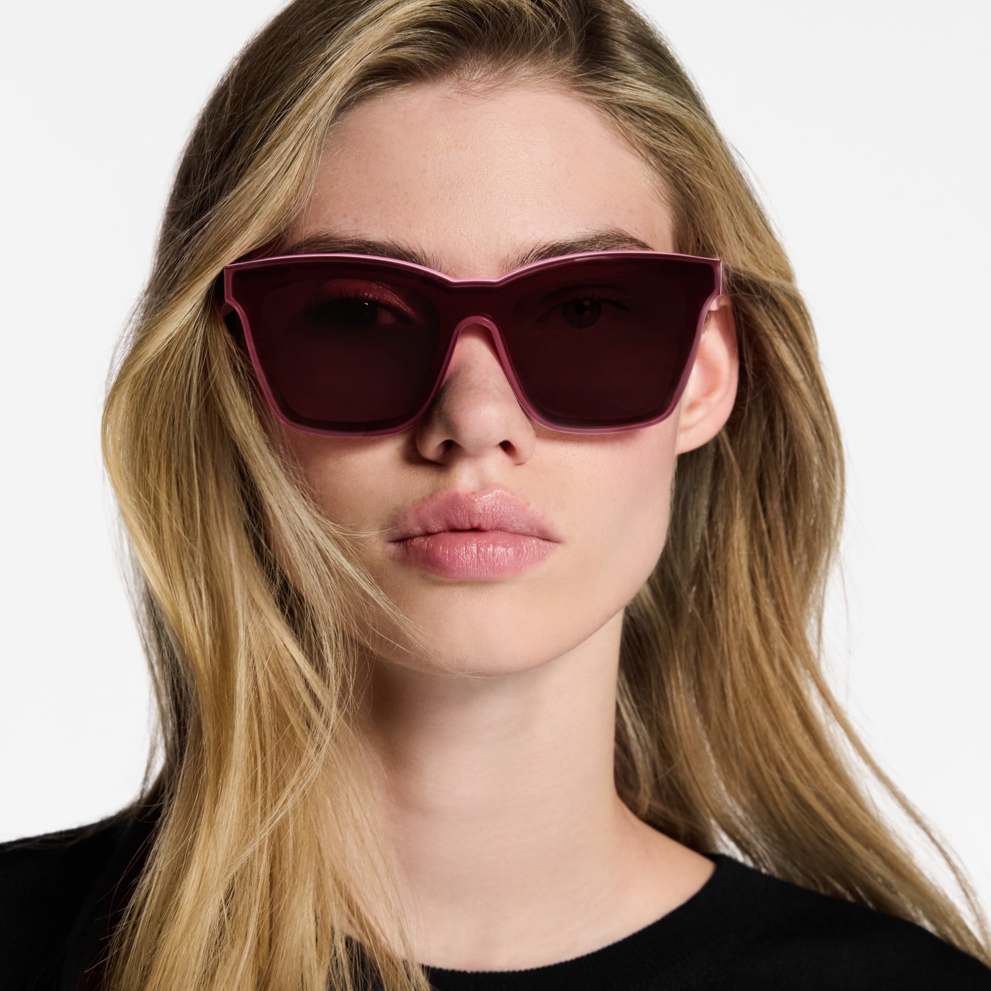 S00 Accesorios Lentes de sol Lentes de sol LV Script Square | Louis Vuitton ® (Ampliar producto)