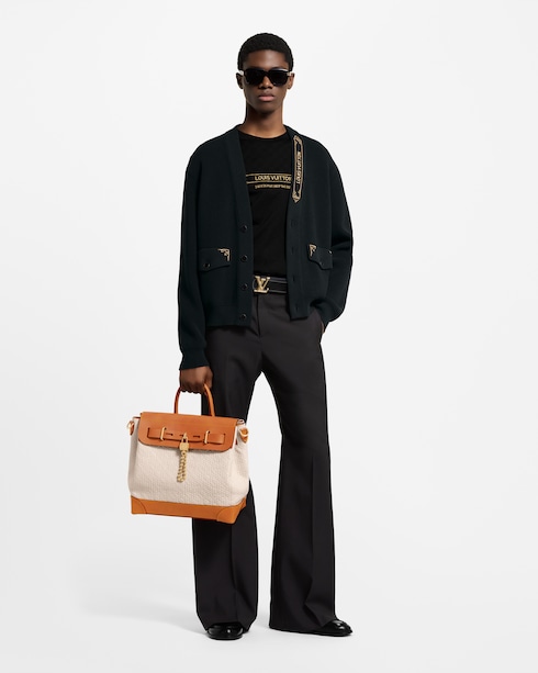 S00 Accessories The Essentials LV Slide Large Square Round Sunglasses | Louis Vuitton ®