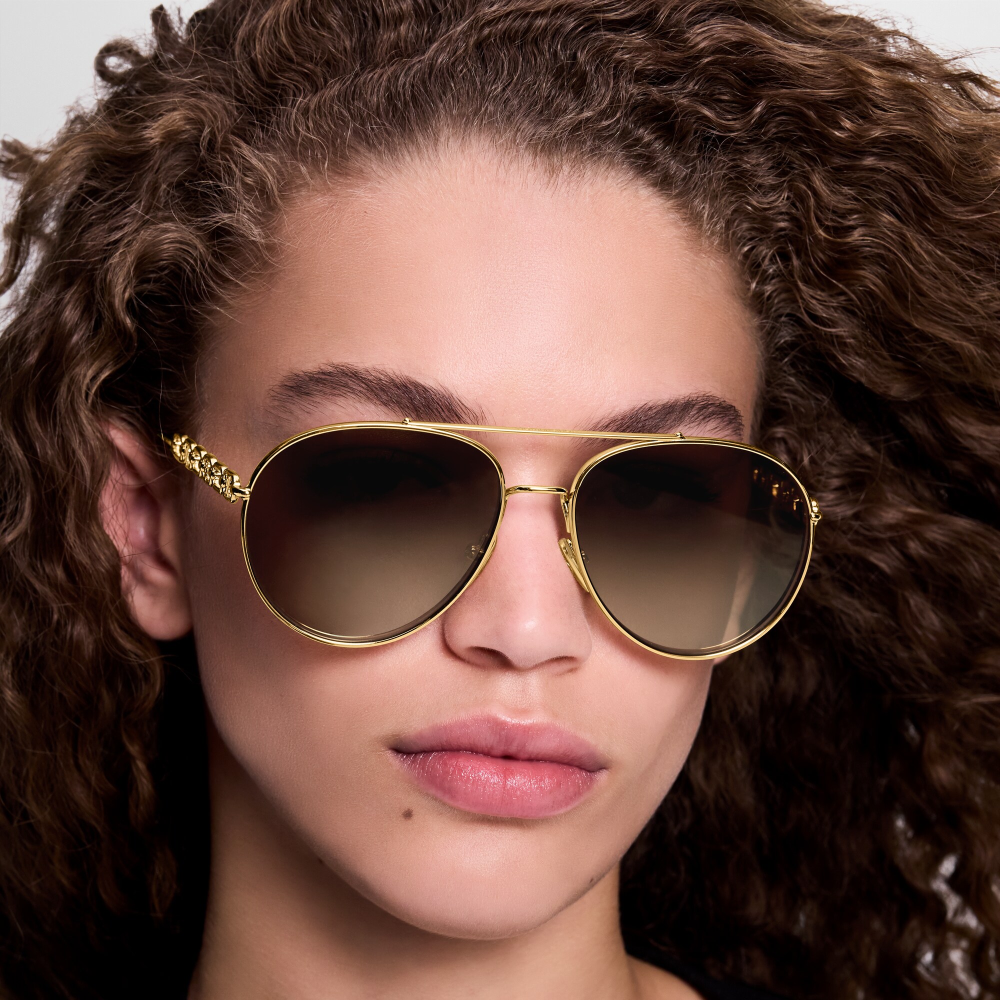 S00 Accesorios Lentes de sol Lentes de sol My LV Chain Pilot | Louis Vuitton ® (Ampliar producto)