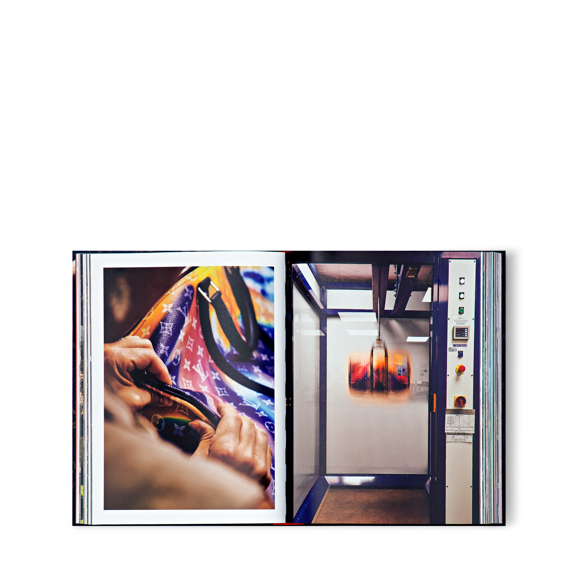  Librería Libros de pasta dura Louis Vuitton Manufactures - Edición en inglés | Louis Vuitton ® (Ampliar producto)