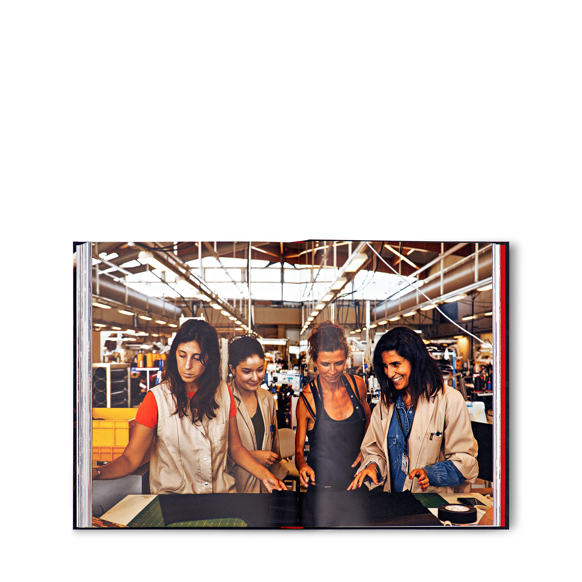  Librería Libros de pasta dura Louis Vuitton Manufactures - Edición en inglés | Louis Vuitton ® (Ampliar producto)