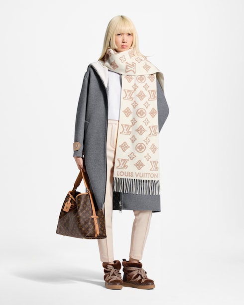 S00 Accessories Scarves LV 3D Scarf | Louis Vuitton ®
