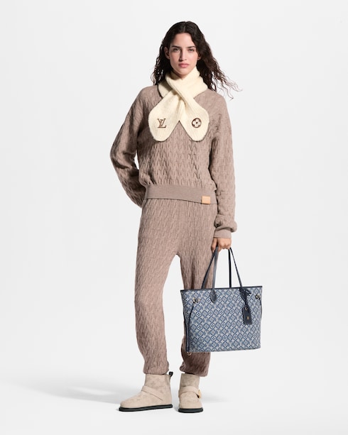 S00 Accessories Scarves LV Cozy Scarf | Louis Vuitton ®