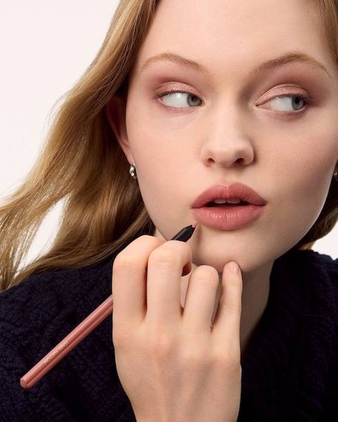 Beauty Gifts } LV Crayon - Lip Pencil - 191 | Louis Vuitton ®