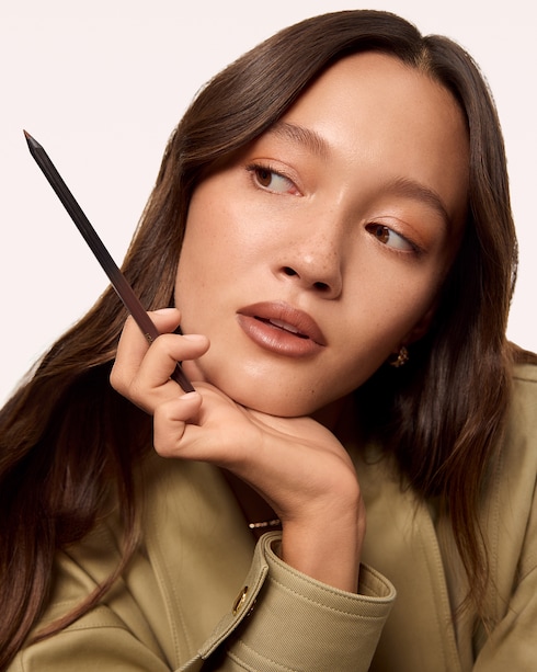 Les cadeaux beauté } LV Crayon - Crayon à Lèvres - 193 | Louis Vuitton ®