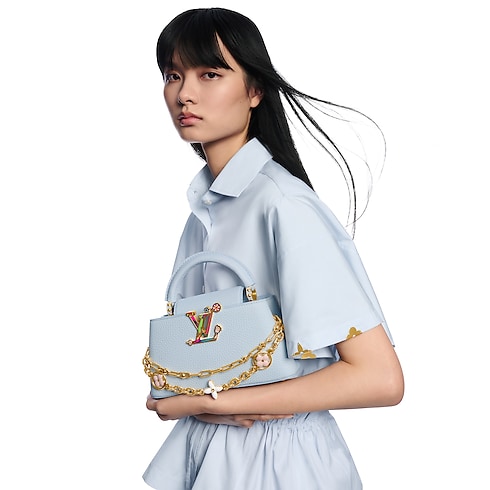 Capucines Bolsas de mano Capucines LV x TM Capucines East West Mini | Louis Vuitton ® (Ampliar producto)