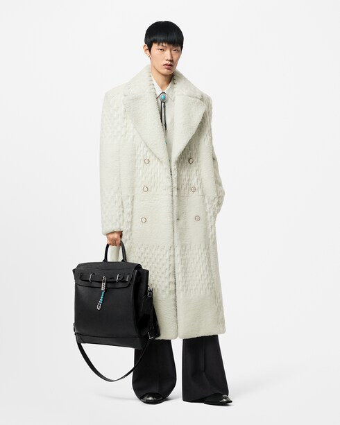 High-End Ready-to-Wear } Casaco de Shearling com Cinto - Feito sob Encomenda | Louis Vuitton ®
