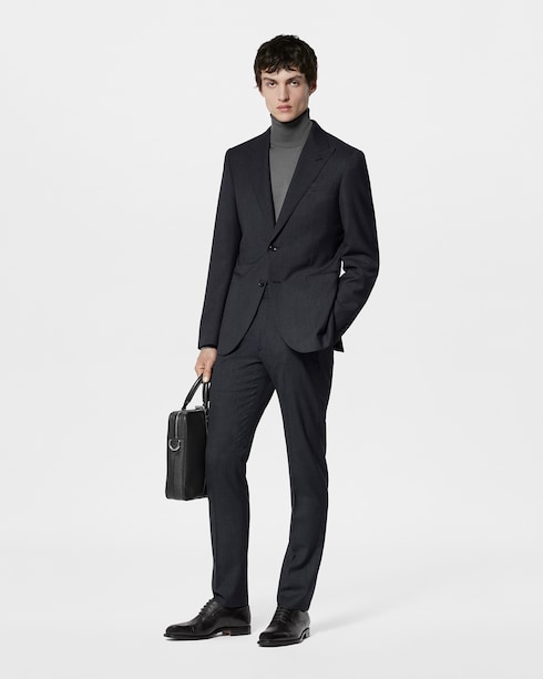 Couro Taiga Para Ele New Formal Pasta Porte-Documents Voyage PM | Louis Vuitton ®
