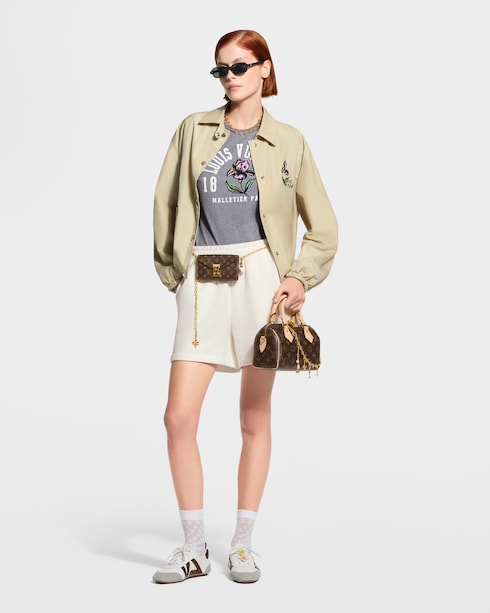 S00 New In Women } Mini Vivenne Dore LV Charm | Louis Vuitton ®
