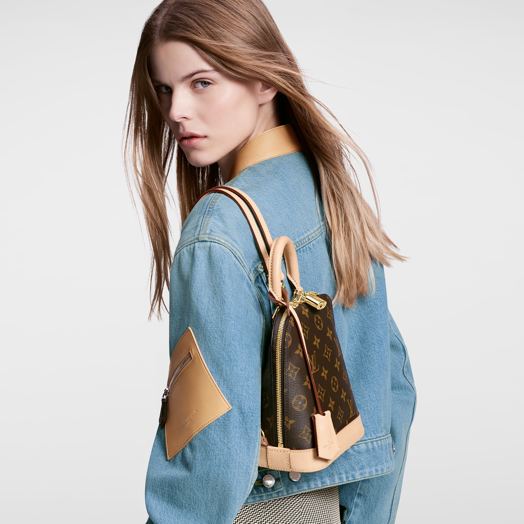 Monogram Bolsas de mano Todas las bolsas de mano Mochila Alma | Louis Vuitton ® (Ampliar producto)