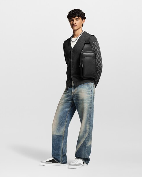 Taiga Leather Bags All Collections Avenue Slingbag | Louis Vuitton ®