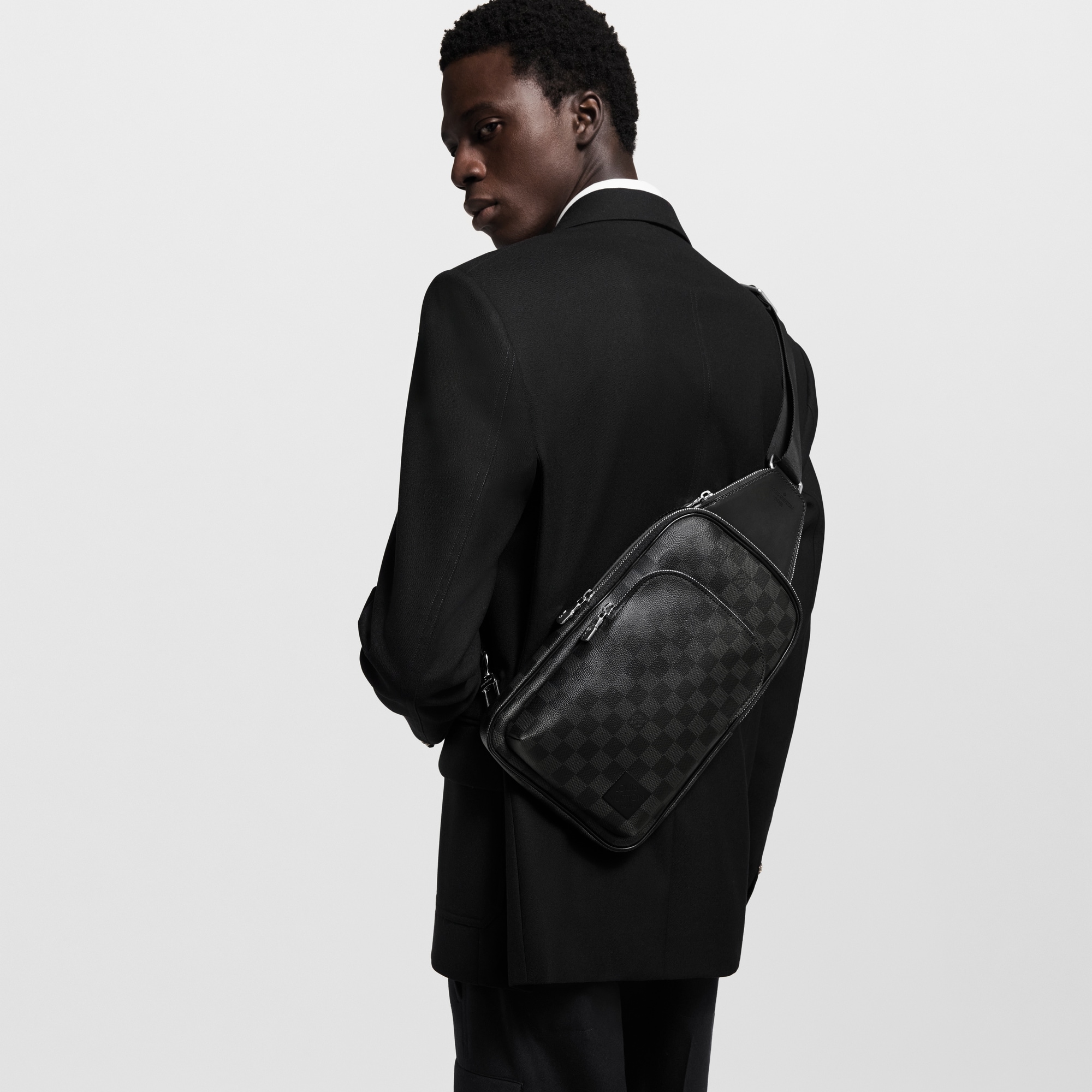 Damier Graphite Bolsas All Collections Mochila bandolera Avenue | Louis Vuitton ® (Ampliar producto)