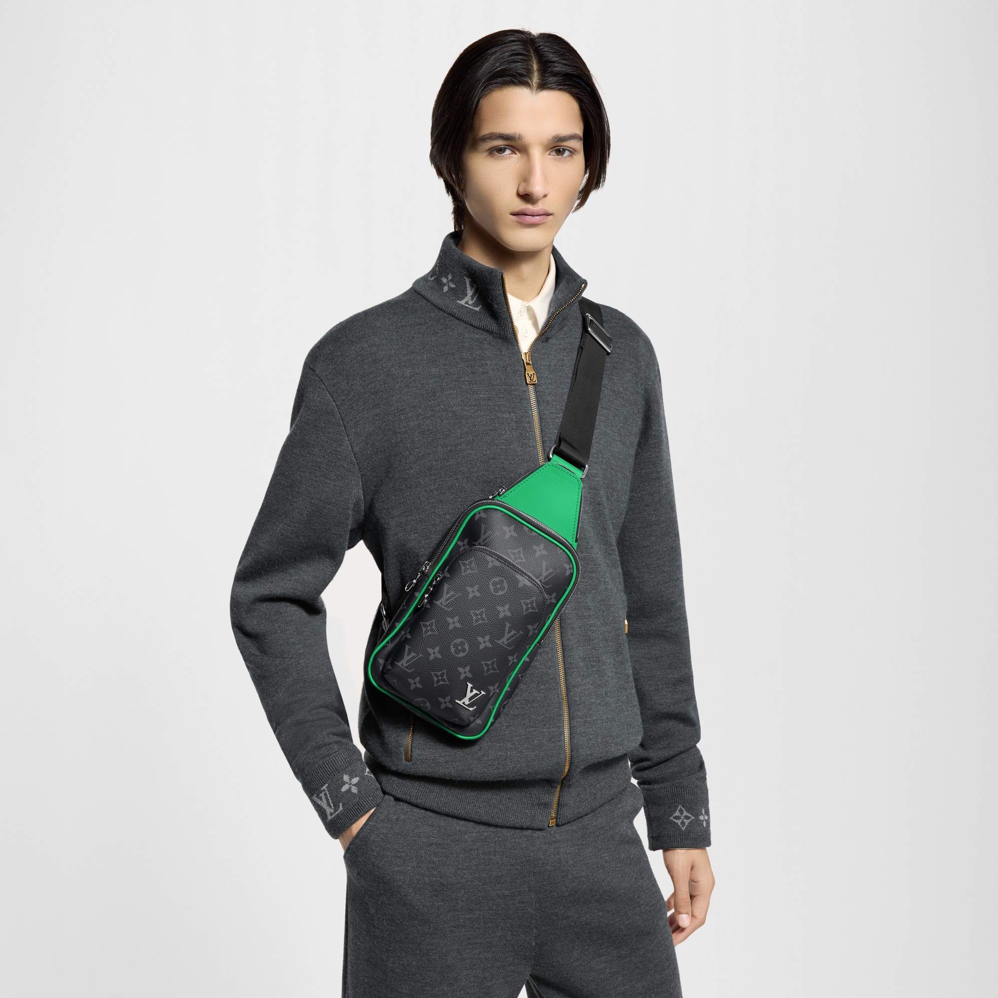 Monogram Eclipse Bolsas para Hombre Novedades Mochila bandolera Avenue PM | Louis Vuitton ® (Ampliar producto)