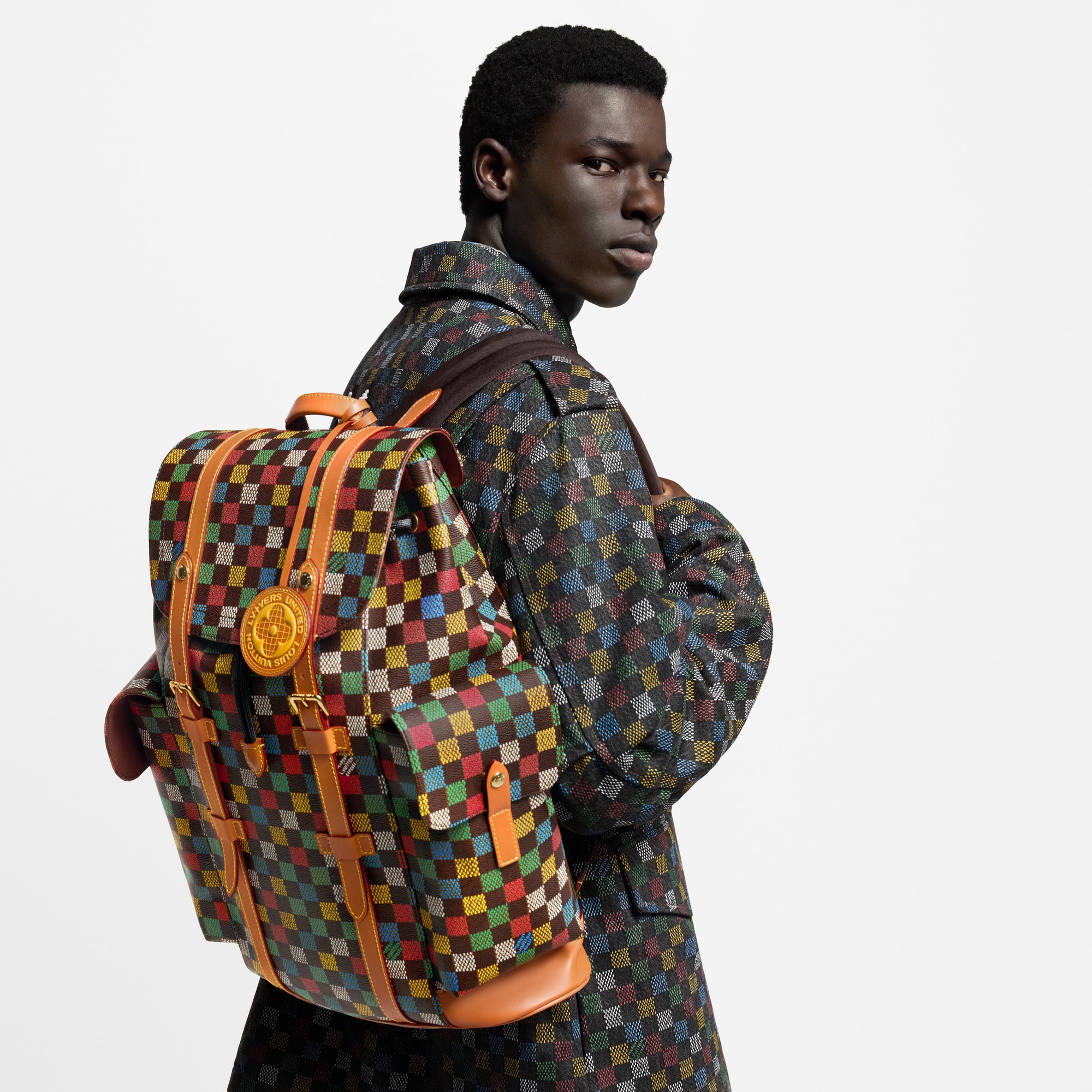 Damier Ebene Canvas Bolsas para Hombre LV Icons Mochila Christopher MM | Louis Vuitton ® (Ampliar producto)