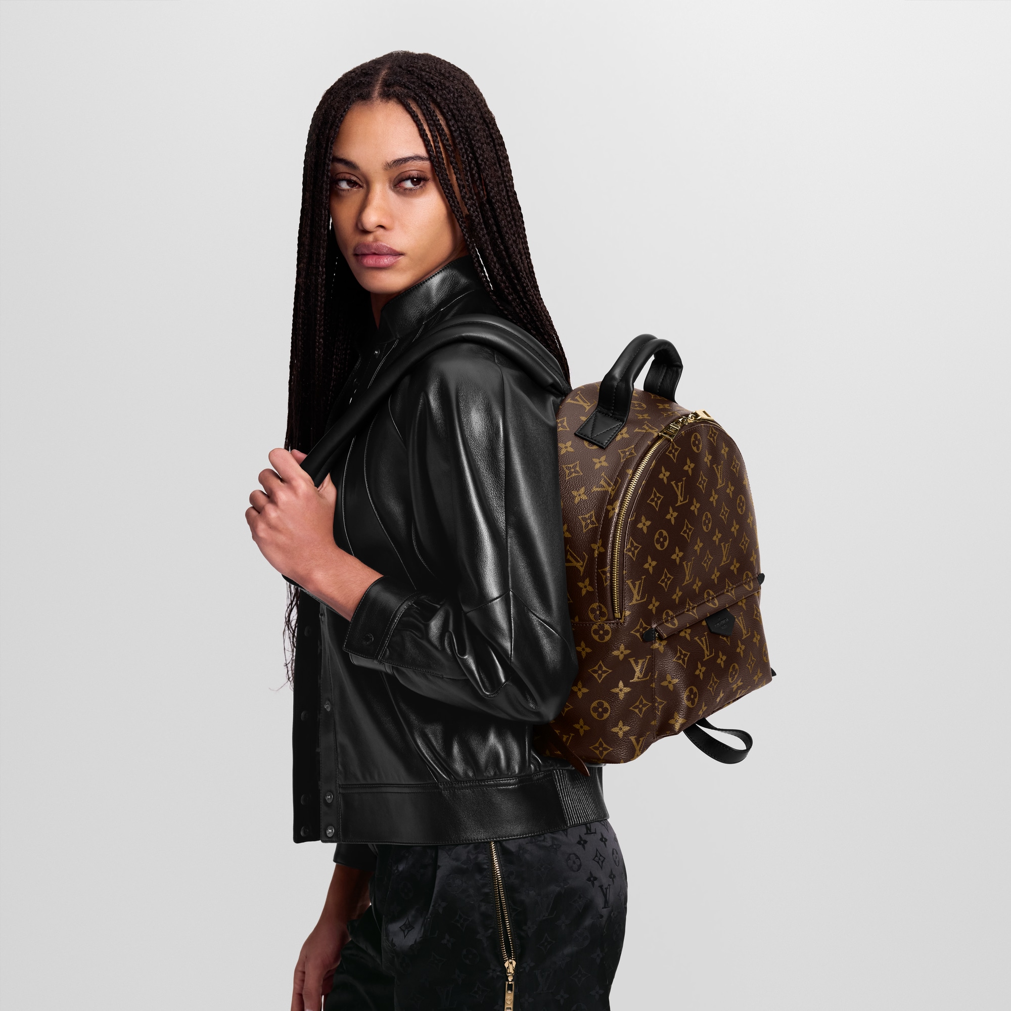 Monogram Bolsas de mano Todas las bolsas de mano Mochila Palm Springs MM | Louis Vuitton ® (Ampliar producto)