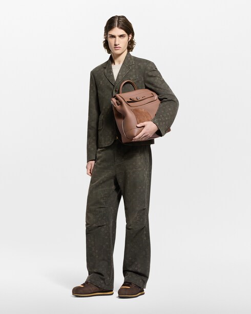 Homme Spring-Summer 2026 Pre-Collection Pantalon en denim ciré Monogram | Louis Vuitton ®