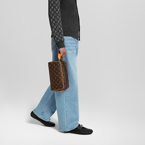 G73 Viajes Accesorios y organizadores de viaje Neceser Dopp Kit | Louis Vuitton ® (Ampliar producto)