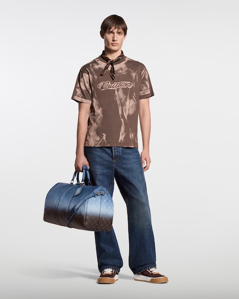 Ready-to-Wear Camisetas e Polos Camiseta Vuitton com Estampa Sobreposta | Louis Vuitton ®