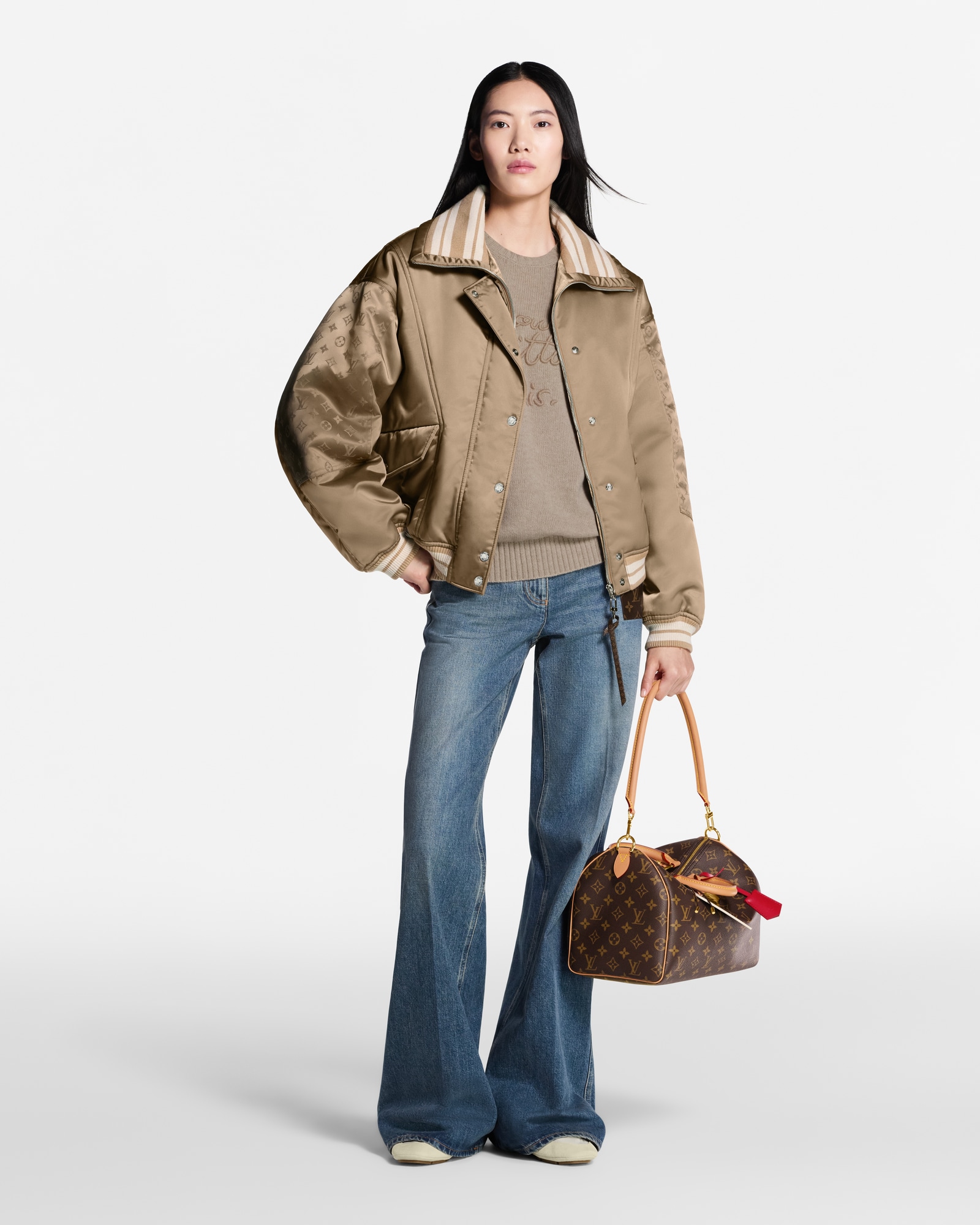 Ready-to-Wear Coats and Jackets Padded Bomber Jacket
| Louis Vuitton ®