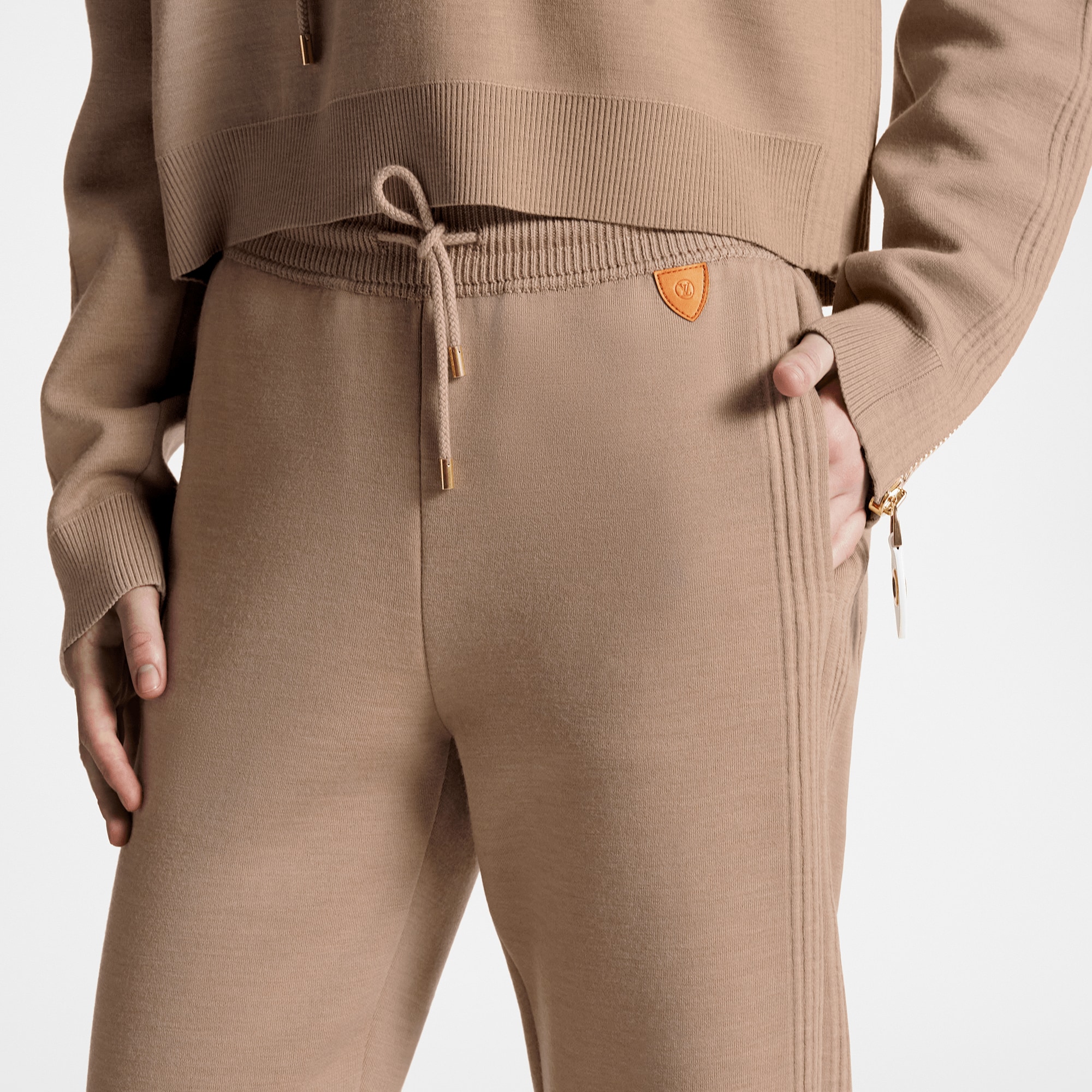  Ready to Wear Pantalones Pantalón jogger en lana y seda | Louis Vuitton ® (Ampliar producto)
