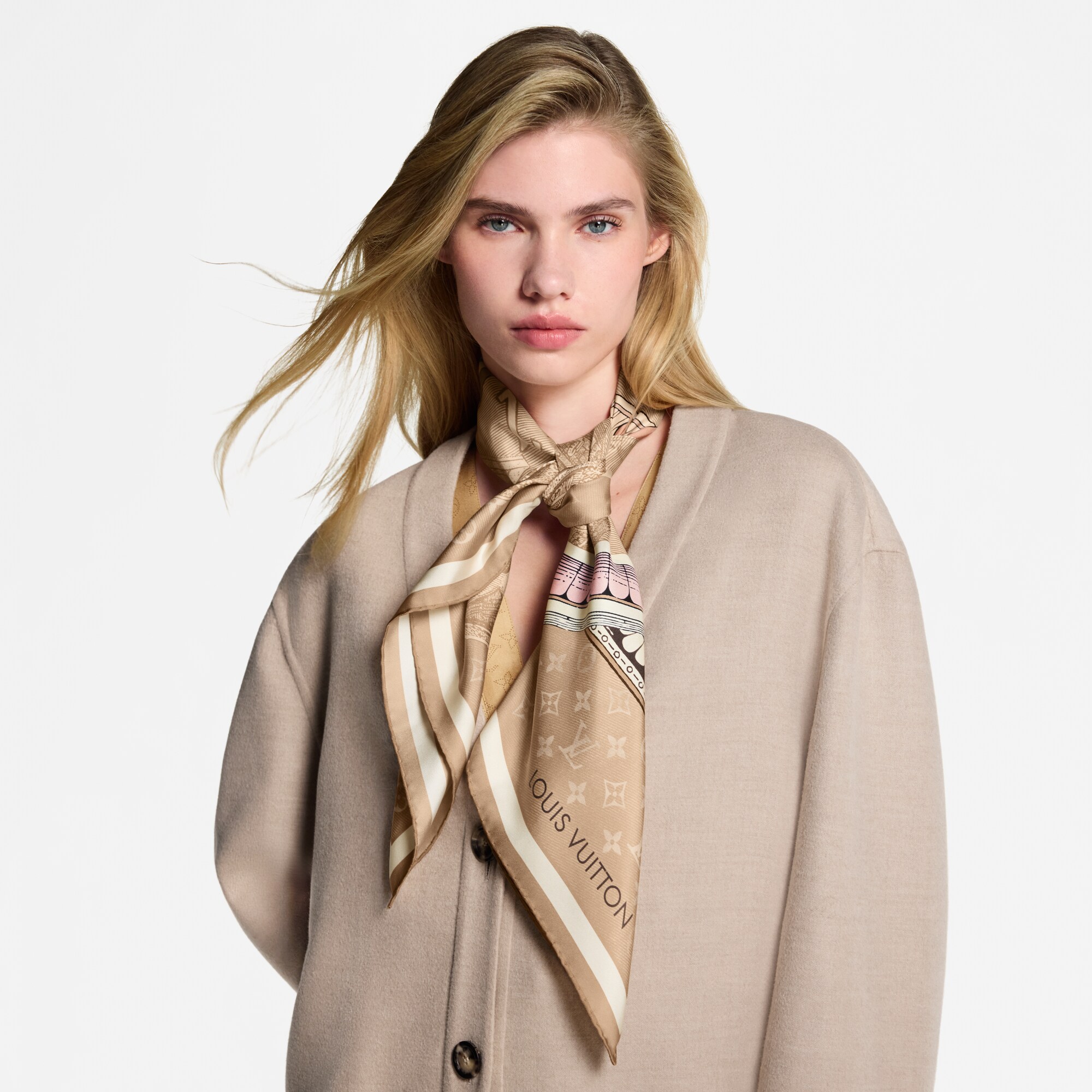 S00 Accesorios Pañuelos de seda y bandanas Pañuelo Malles Merveilleuses 90 | Louis Vuitton ® (Ampliar producto)