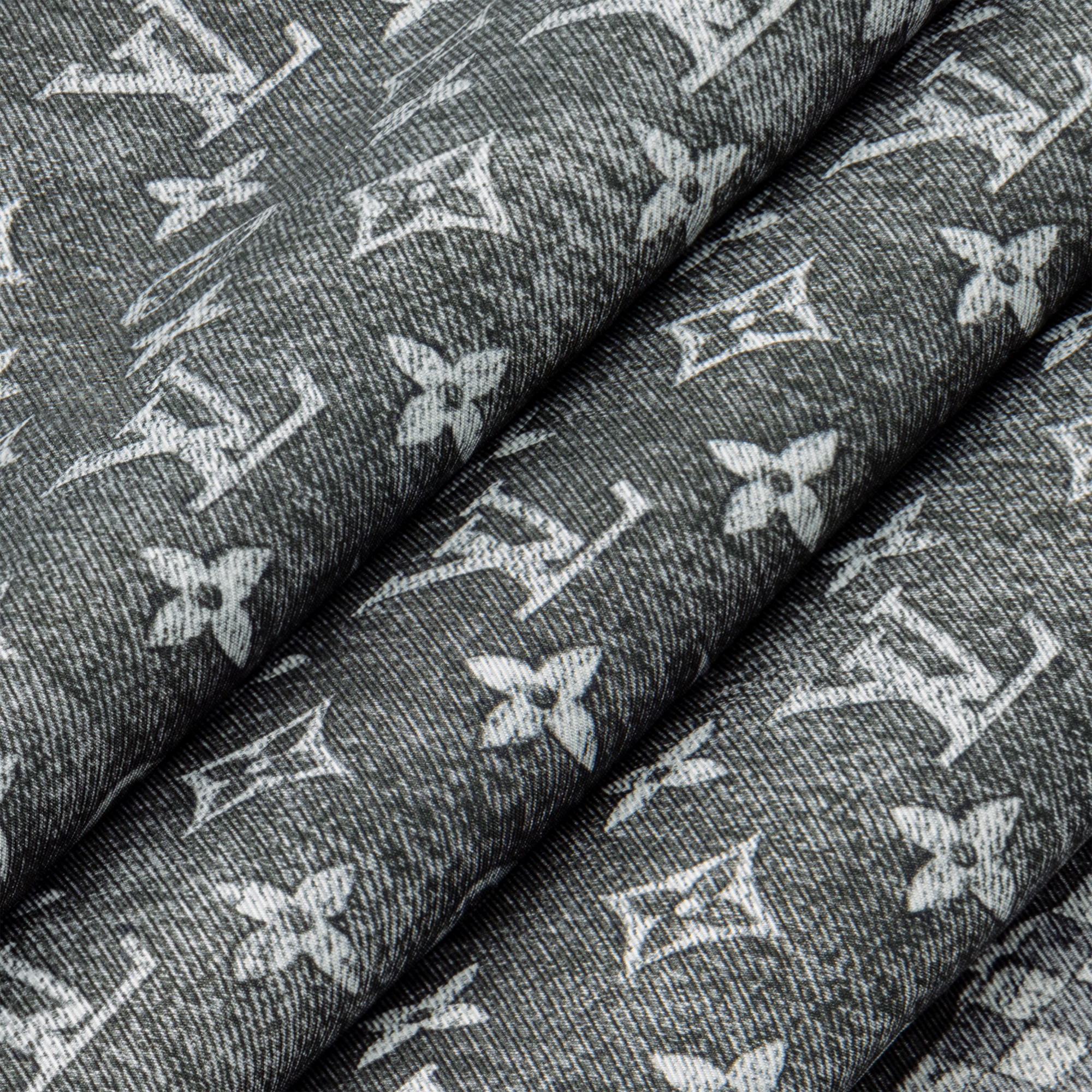 S00 Accesorios Pañuelos de seda y bandanas Pañuelo Monograma Infinity Denim Carre 90 | Louis Vuitton ® (Ampliar producto)