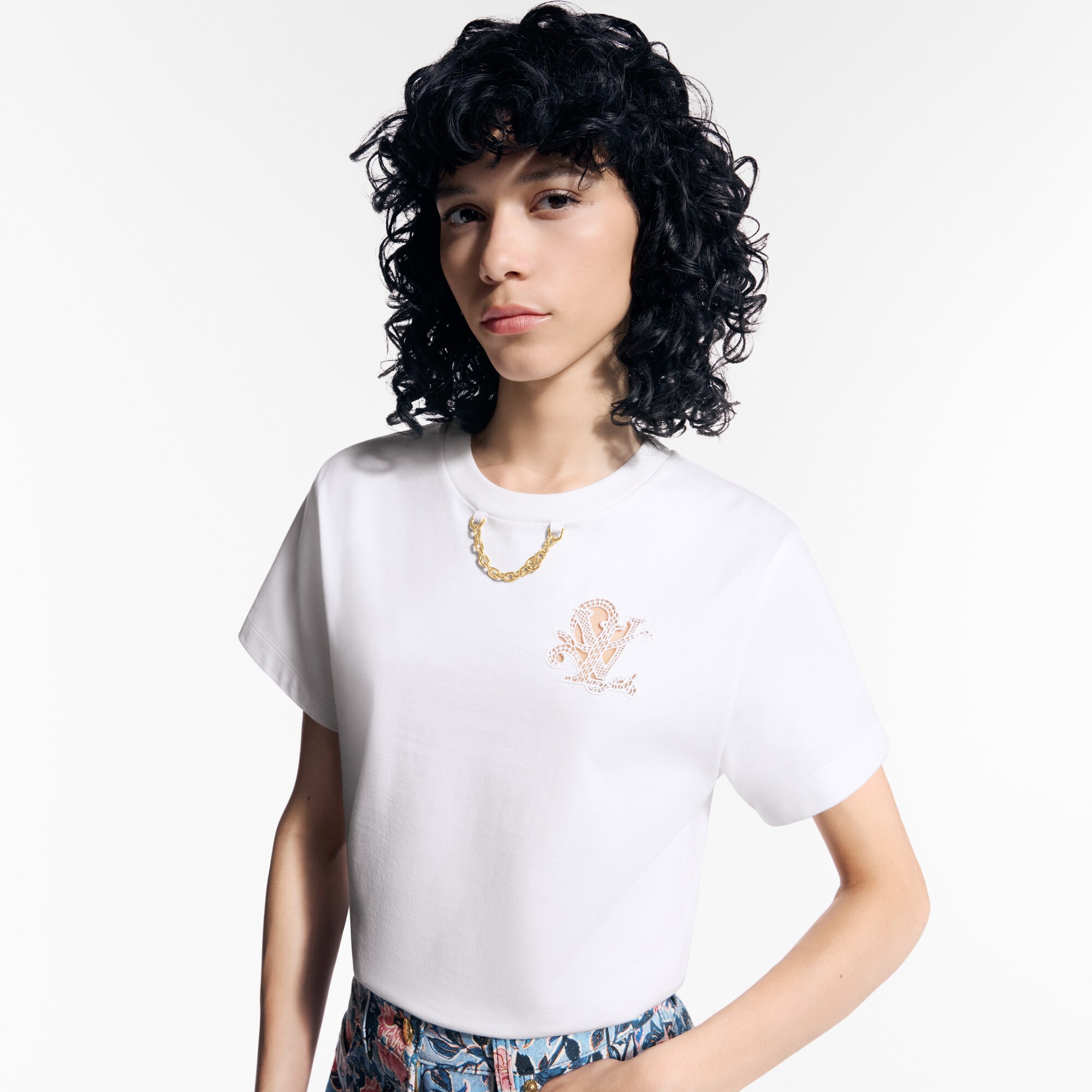  Ready to Wear Tops Playera con motivo LV bordado | Louis Vuitton ® (Ampliar producto)